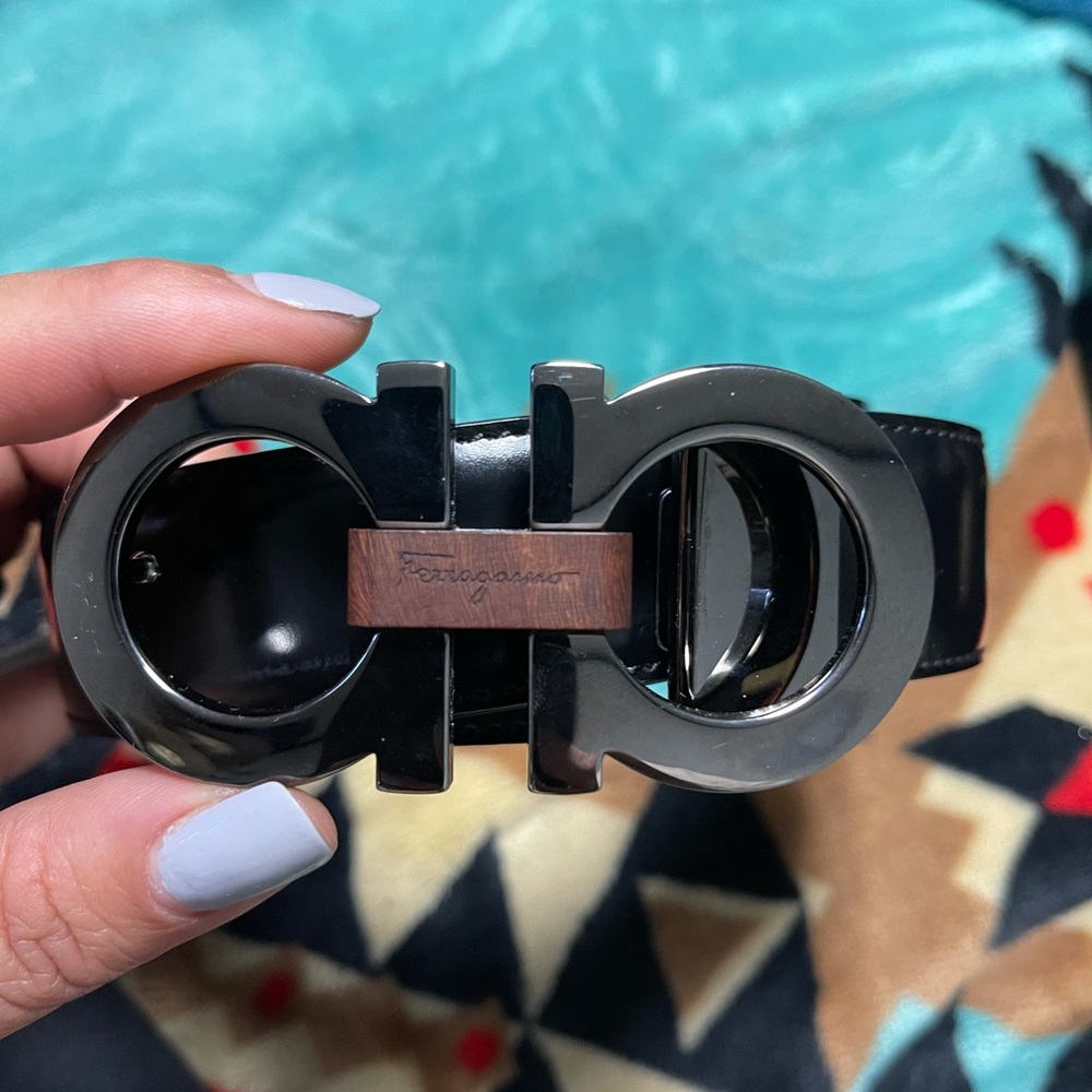 salvatove ferragamo belt